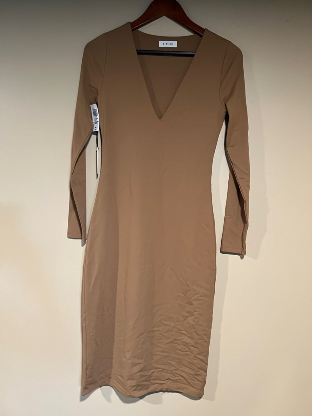 Babaton Camel Long-Sleeve V-Neck Midi Dress